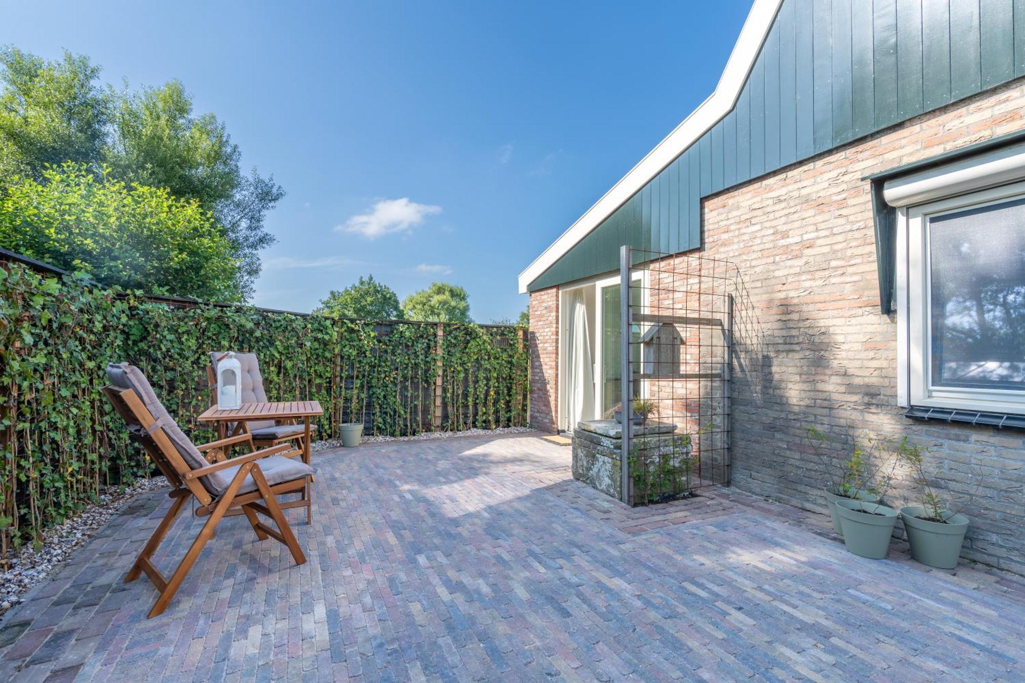 Gastsuite Het Duinroosje Met Hottub Op Het Prive Terras! Den Burg Exterior photo